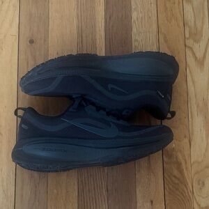 Nike Vomero 18 GORE-TEX Running Sneakers sz 8.5 Men’s